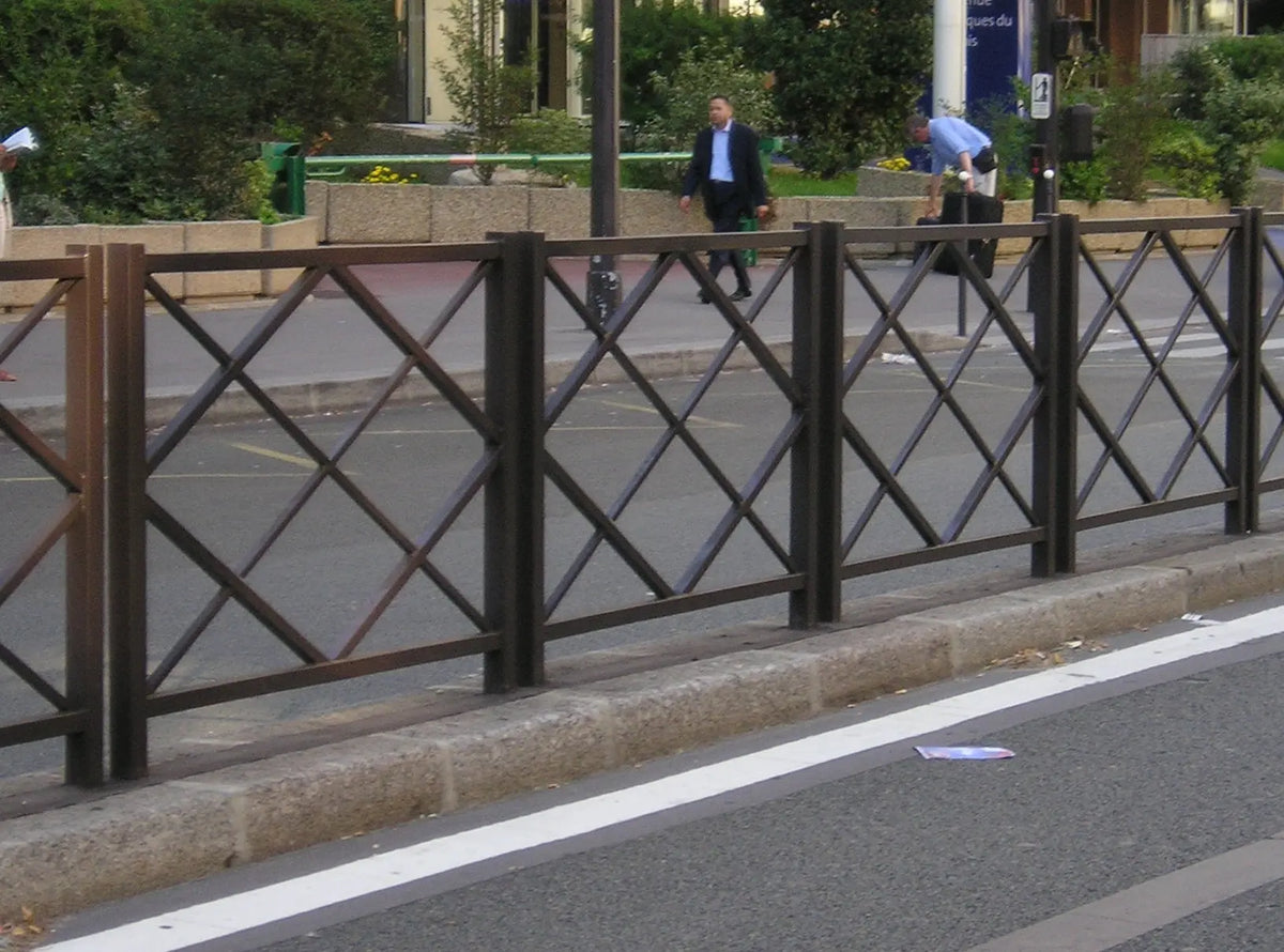 Vue complémentaire de la barrière Losange 1 m et de son motif central géométrique