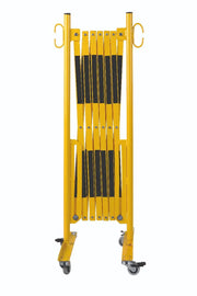 barrière extensible jaune-noir 3,6m avec avec rouleaux de deux côtés - France Collectivités