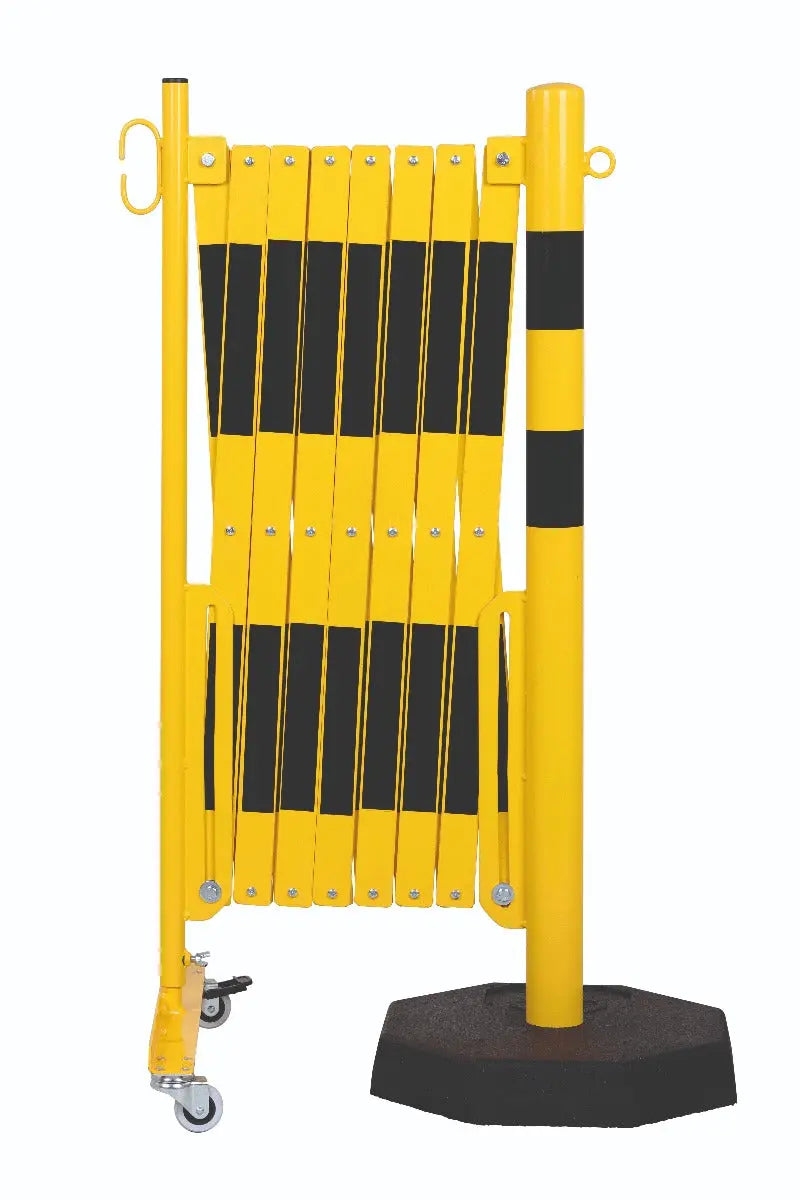 barrière extensible jaune-noir 4m avec poteau Ø60mm sur socle - France Collectivités