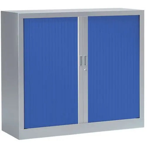 Armoire basse à rideaux de couleur en corps gris alu RAL 9006 et rideaux bleu RAL 5002, fabrication française