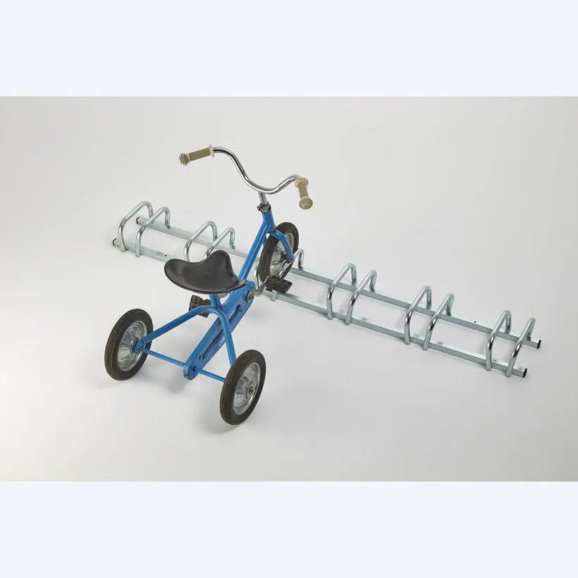 Râtelier au sol pour 6 trottinettes - France Collectivités