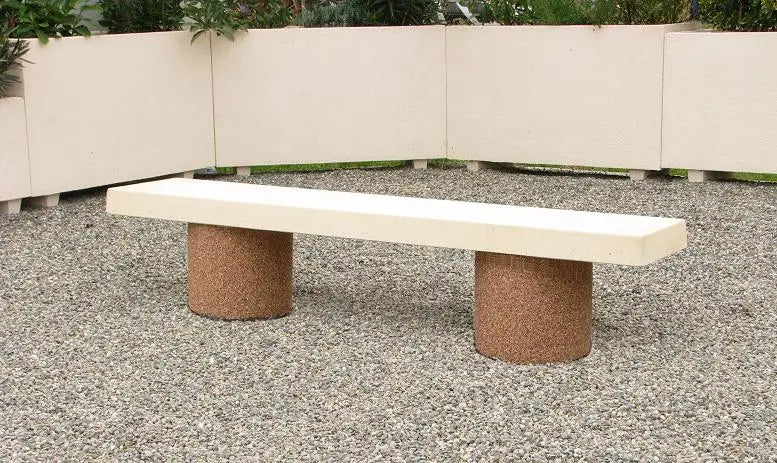 Banquette béton orme