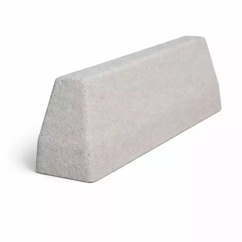 Bordure béton de défense