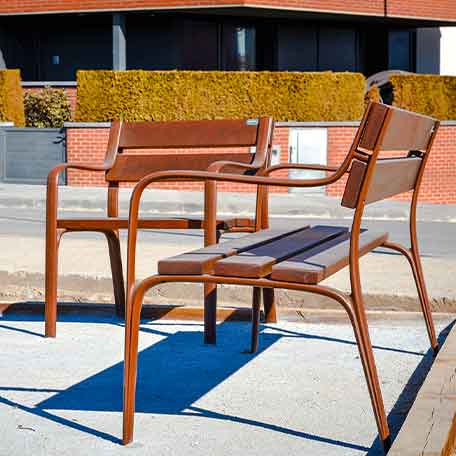 Chaise en bois et fonte Citizen