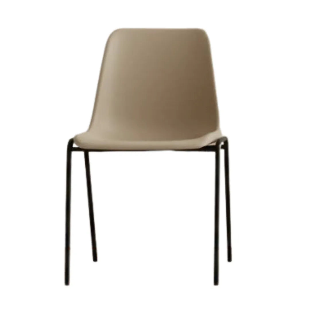 Chaise coque en plastique recyclé RSE Caray