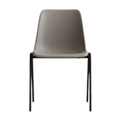 Chaise coque en plastique recyclé RSE Caray