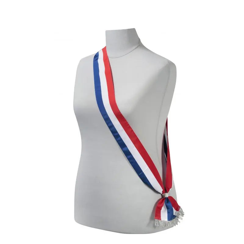 Écharpe tricolore neutre pour le jeune élu france collectivités