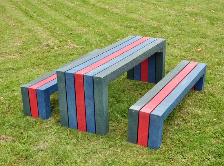 Banquette colorée Calero en plastique recyclé, vue d'ambiance – France Collectivités