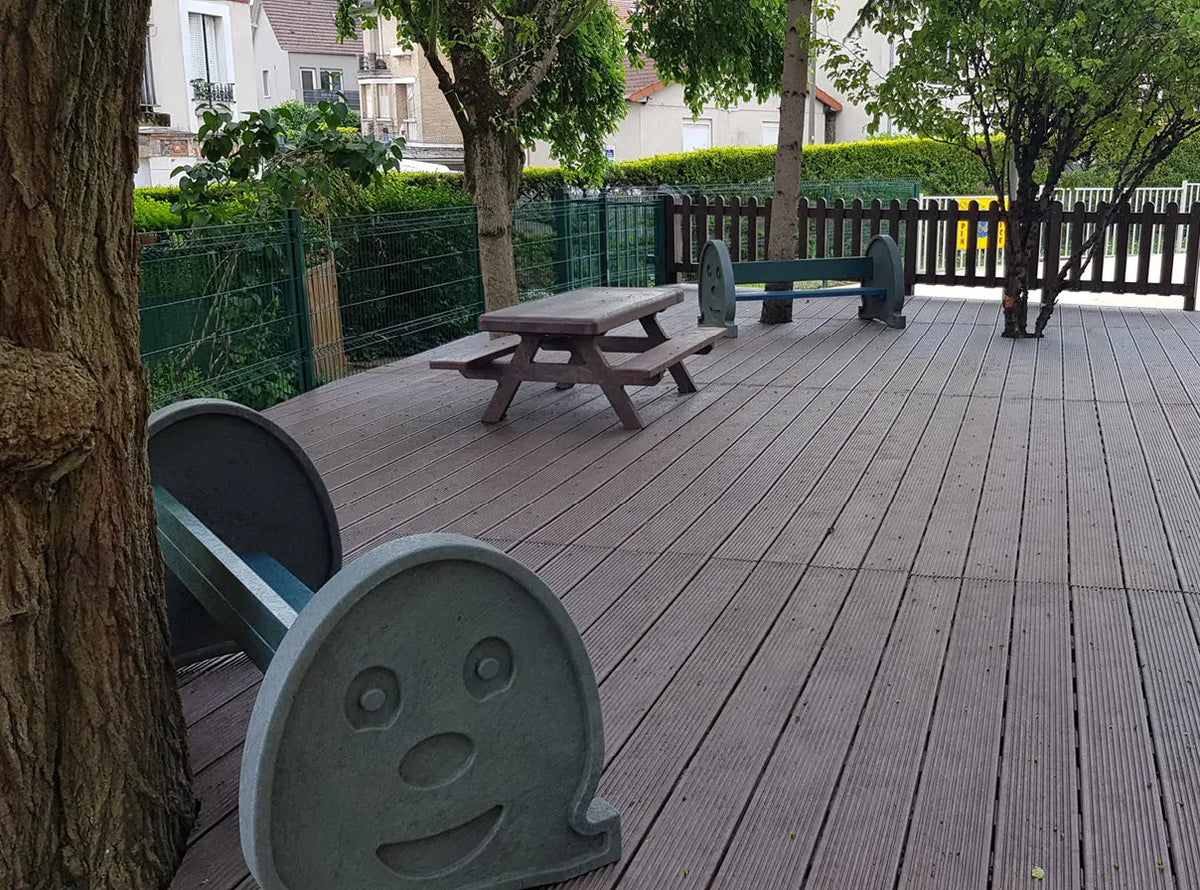 Table de pique-nique enfants Forio Hanit, photo en situation – France Collectivités
