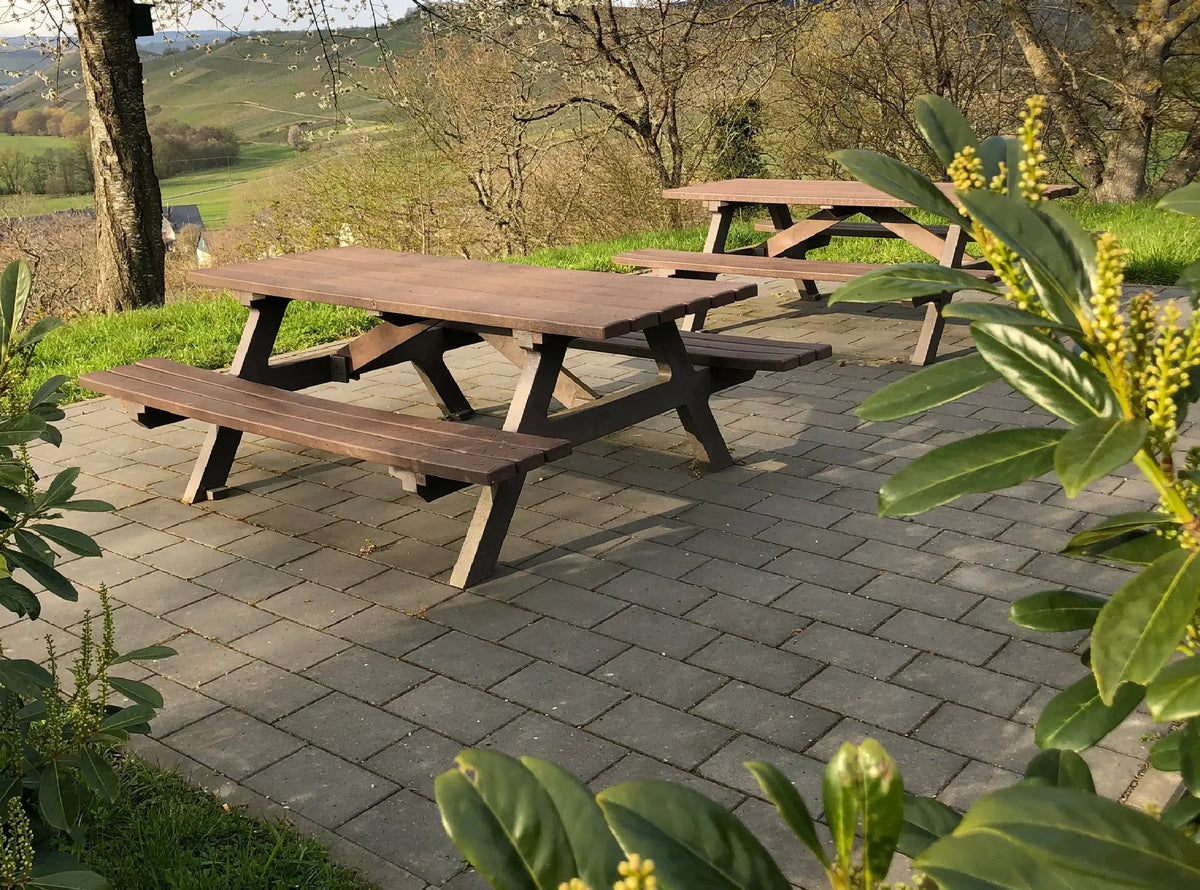 Table de pique-nique Serengeti Hanit, photo en situation extérieure – France Collectivités