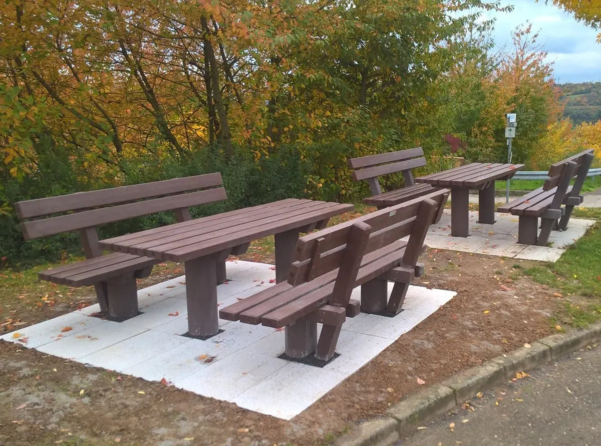 Table forestière Taunus Hanit, photo en situation extérieure – France Collectivités