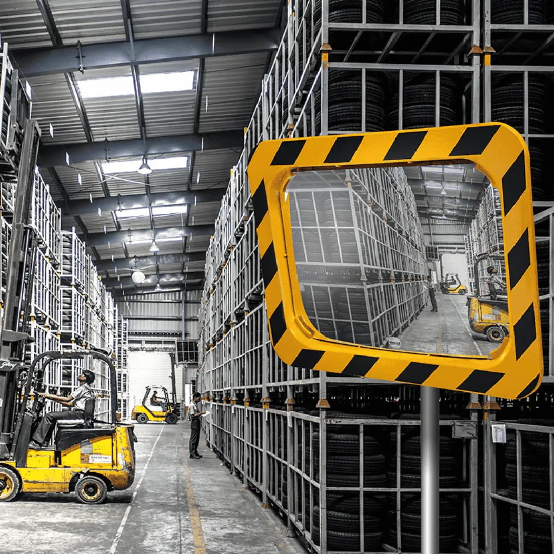 Miroir de sécurité avec cadre jaune et noir - Miroir Industriel - France Collectivités