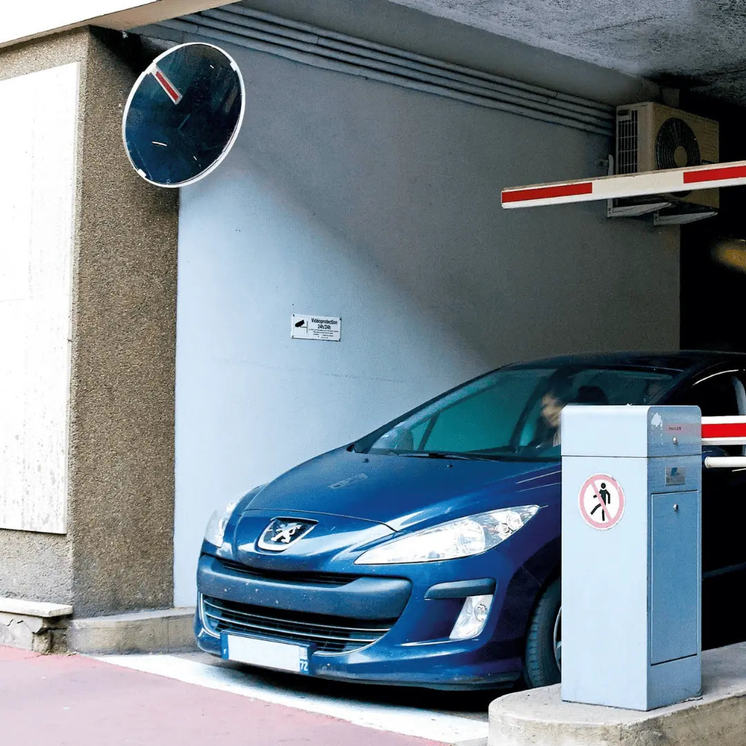 Miroir multi-usages de sortie de voie - 2 directions - France Collectivités