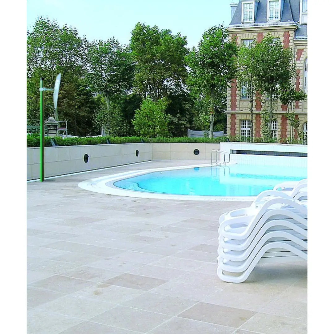 Miroir spécial Piscine, surveillance en extérieur ou intérieur - France Collectivités