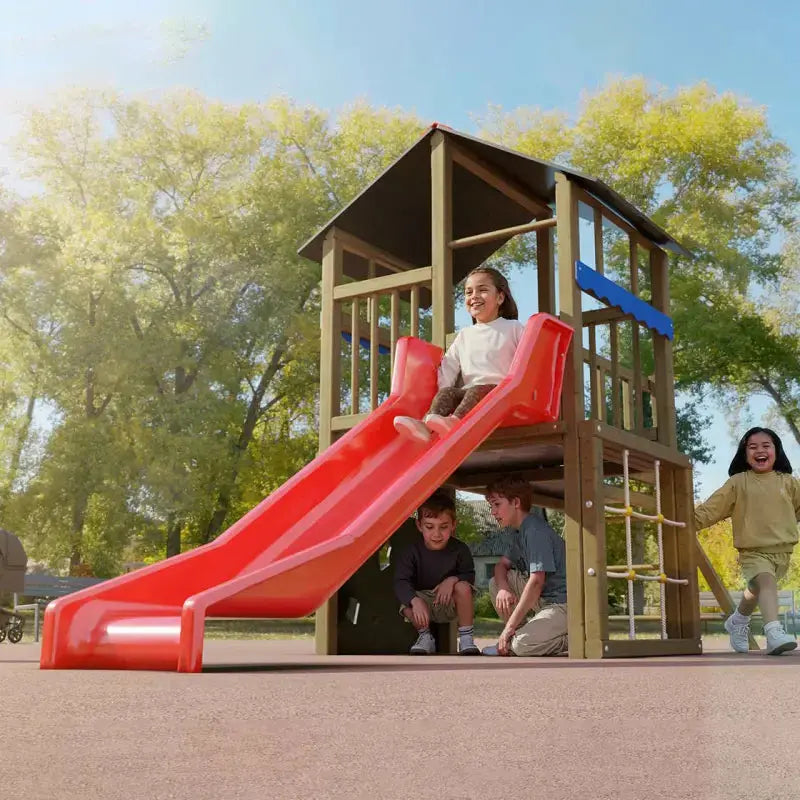 Structure de jeux pour enfants Gymino en bois Ligne Park mise en situation