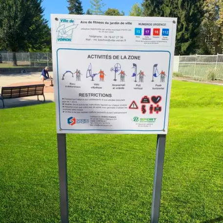 Panneau d'information avec pieds pour fitness extérieur france collectivités