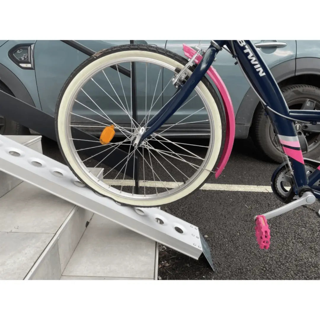 Rampe pour vélo pliante en aluminium - Avec son sac de transport - France Collectivités