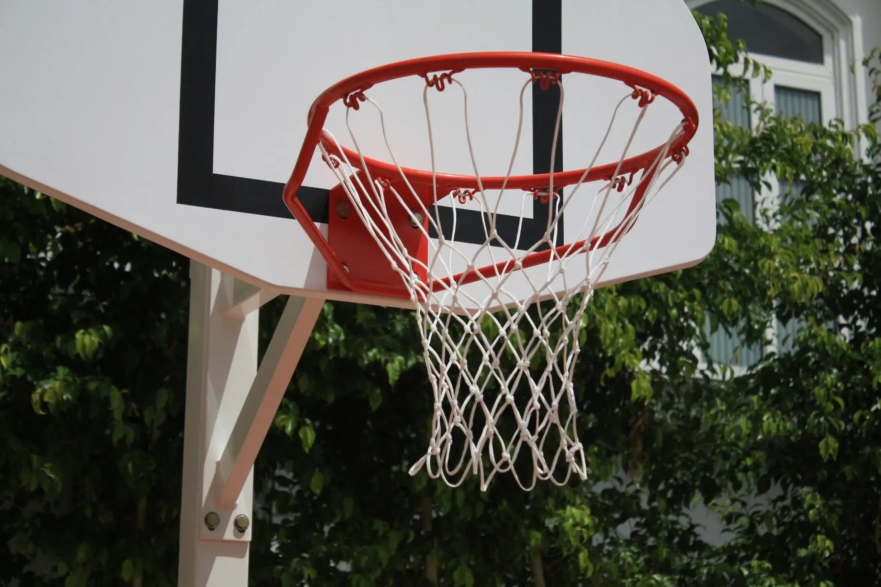 But de basket extérieur 90 x 90 mm, déport 0.60 m france collectivités