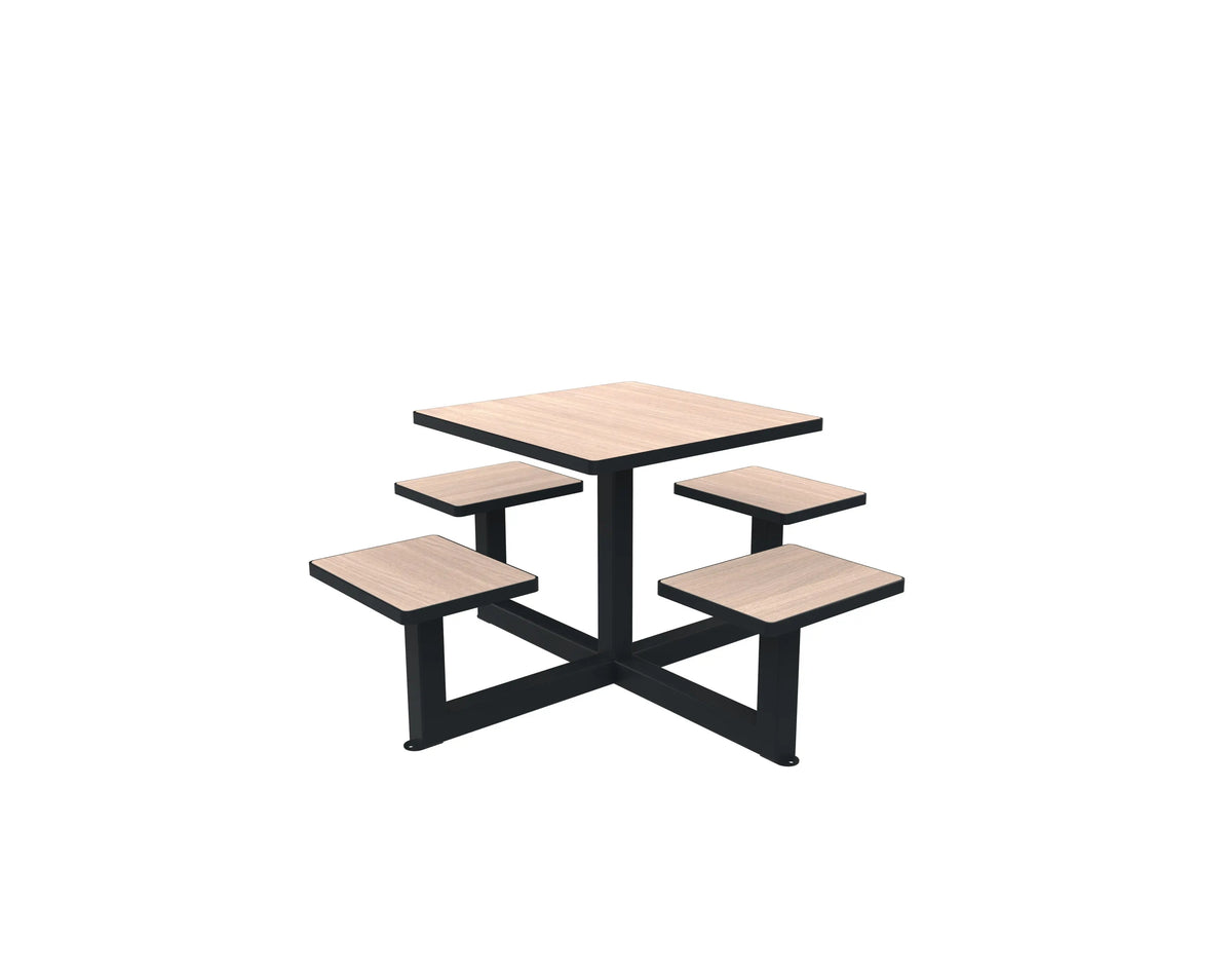 Table carrée Orpin 4 places en compact chêne clair, quatre assises intégrées