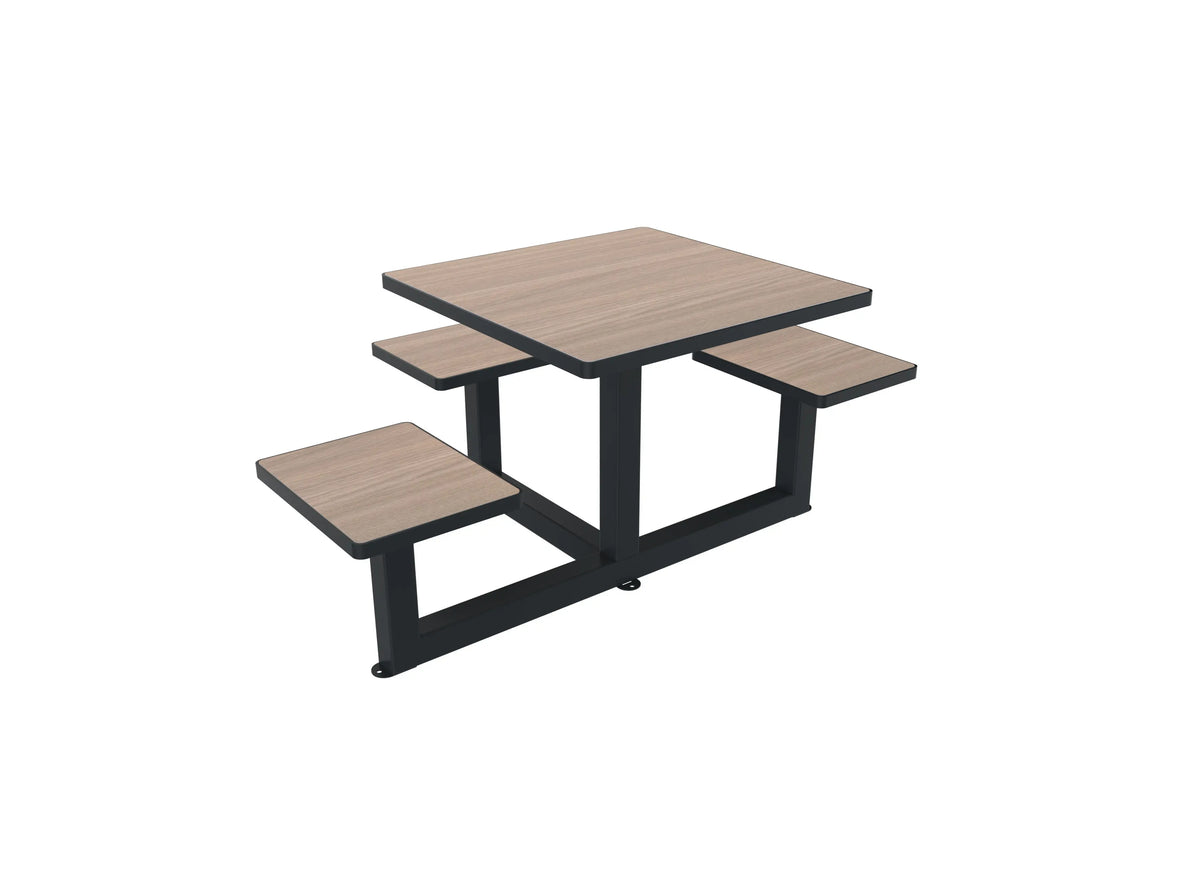 Table de pique-nique PMR Orpin chêne clair, trois assises et un côté libre pour fauteuil